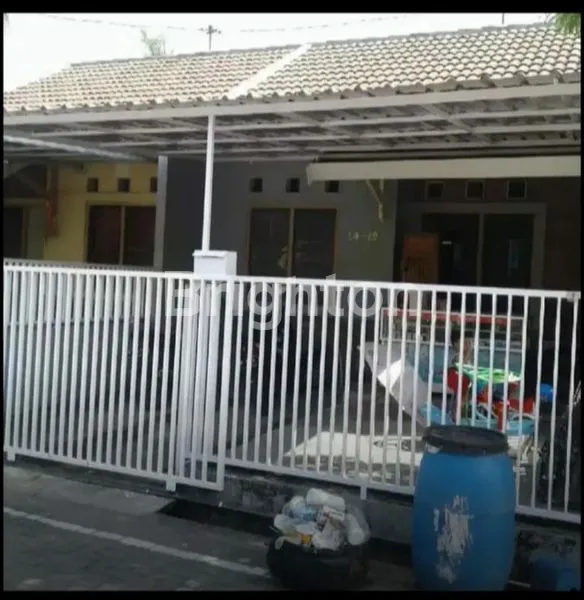 image RUMAH SIAP HUNI PLAMONGAN INDAH  (1)