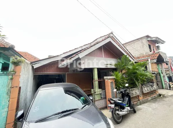 image DI JUAL RUMAH CIPAYUNG JAKARTA TIMUR (2)