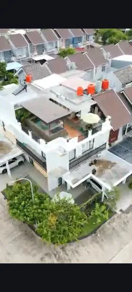 image RUMAH JUAL HOOK HARAPAN INDAH 2 (1)