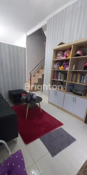 image RUMAH CANTIK DAN TERAWAT DIJUAL DAERAH BDS 2 (3)