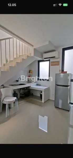 image RUMAH MEWAH 2 LANTAI ROYAL RESIDENCE FULL FURNISH SHM (3)