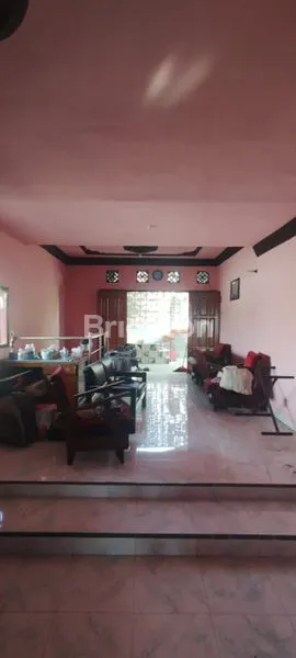 image RUMAH 2 LANTAI DI PERUMAHAN NGRONGGO (4)