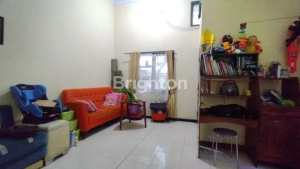 image RUMAH DI SUKUN KOTA MALANG (3)
