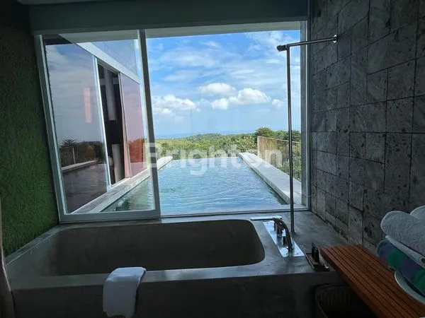 image VILLA EKSKLUSIF DENGAN PEMANDANGAN PERBUKITAN ULUWATU (5)