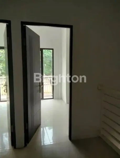 image RUMAH BARU GRESS KERTOMENANGGAL GAYUNGAN  (7)