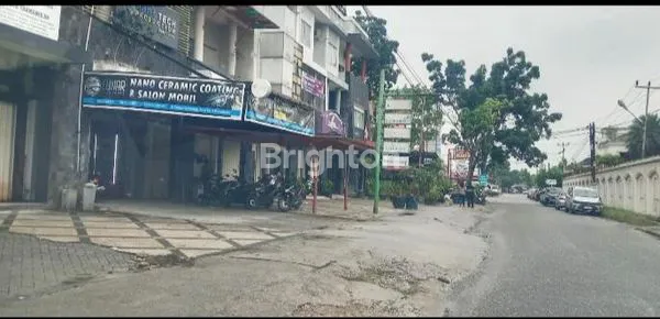 RUKO 3 LANTAI STRATEGIS DI JL. TAMAN SARI, DEKAT SUDIRMAN
