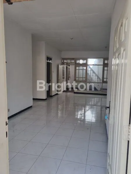 image RUMAH NYAMAN DAN TERAWAT TERMURAH DI CLUSTERNYA (3)