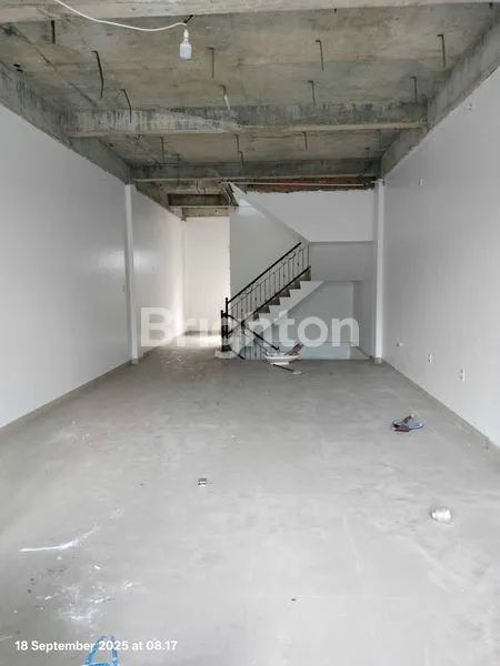 image RUKO 3 LANTAI DI PUSAT BISNIS SUDIRMAN (5)