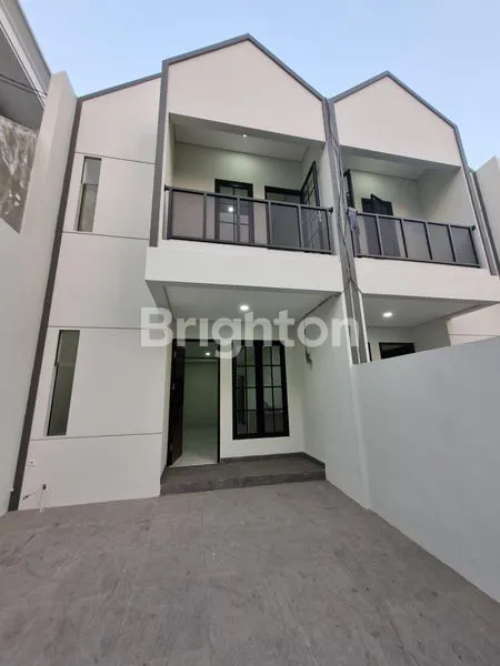 image RUMAH BARU 2 LANTAI STRATEGIS 20M DARI RAYA KENJERAN (1)