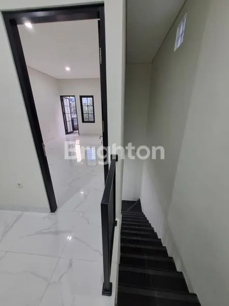 image RUMAH BARU 2 LANTAI STRATEGIS 20M DARI RAYA KENJERAN (6)