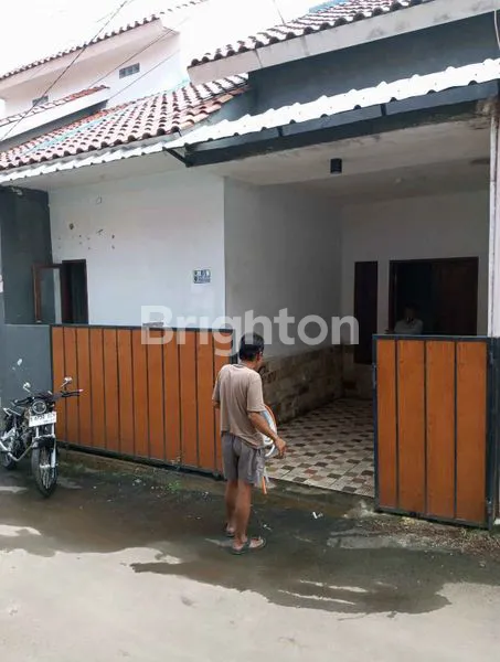 image DIJUAL RUMAH SIAP HUNI DI PANCORAN MAS DEPOK (1)