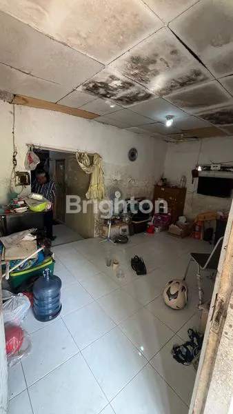 image RUMAH DI JANTUNG KOTA SURABAYA (4)