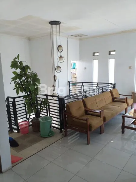 image RUMAH 2 LANTAI STRATEGIS DI CIAPUS BANJARAN, SIAP HUNI, GARASI LUAS (4)