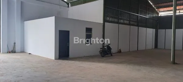 image GUDANG STRATEGIS DI JL. RAYA BOGOR CILEUNGSI DEKAT TOLL NAROGONG NAGRAK (5)