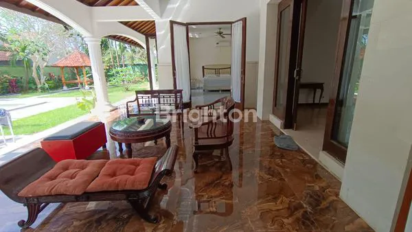 image VILLA MEWAH DI BYPASS IDA BAGUS MANTRA (6)