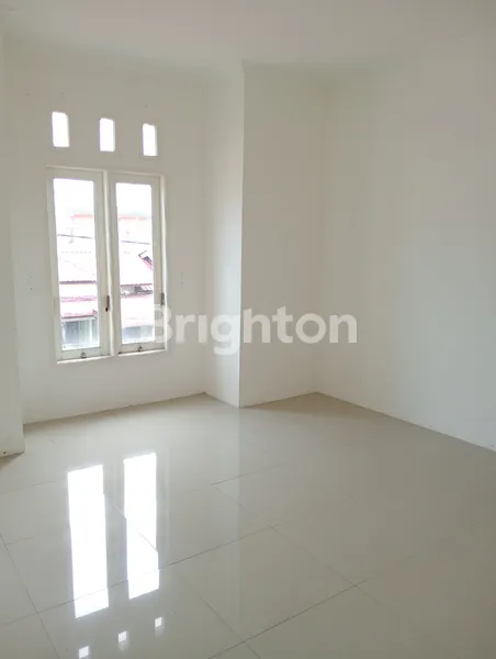 image RUMAH VILLA KOMPLEK (6)