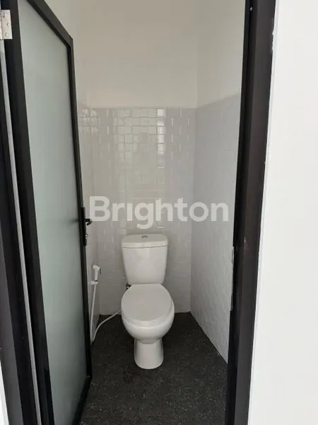 image TOKO CANTIK SIAP PAKAI , LOKASI STRATEGIS DI BYPASS SANUR , BALI (7)