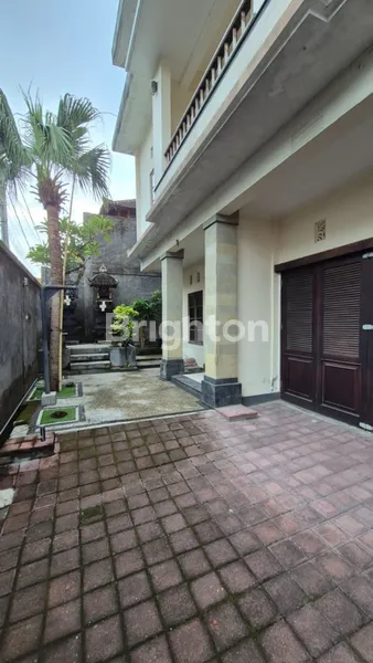 image DIJUAL RUMAH MINIMALIS 2 LANTAI STRATEGIS – DALUNG PERMAI, BADUNG (1)