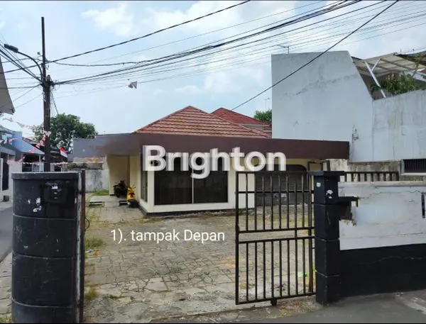 image DIJUAL RUMAH 2,5 LANTAI KRAMAT SENTIONG JAKARTA PUSAT (1)
