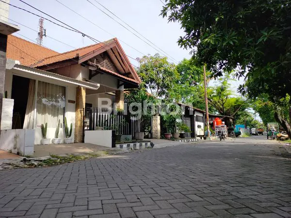 image RUMAH RUNGKUT MENANGGAL AKSES MUDAH KEMANA SAJA,ROW JALAN 7,5METER (1)