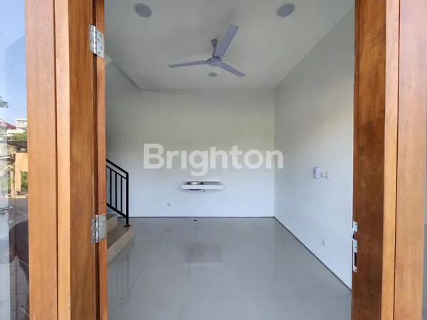 image RUMAH MODERN MINIMALIS DI DENPASAR  BARAT  (6)