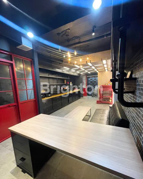 image RUMAH PIK LAYAR PERMAI 200M2 SEMI FURNISHED (4)