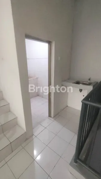 image RUKO 4 LANTAI KAPUK MUARA BARU RENOVASI (4)