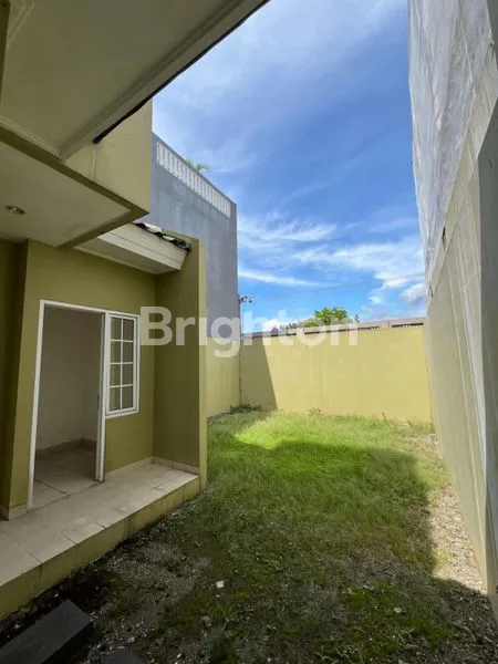 image HUNIAN CLUSTER MODERN DUA LANTAI PARAMOUNT VILLAGE MANYARAN (7)