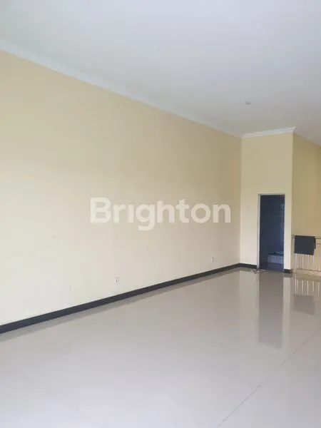 image RUKO 2 LANTAI STRATEGIS JALAN UTAMA COLOMADU (5)