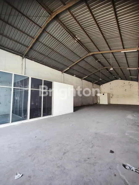 image GUDANG SIAP PAKAI PERMATA TANJUNGSARI SURABAYA, LOKASI STRATEGIS, DEKAT DENGAN PINTU TOL DUPAK DAN MARGOMULYO (4)