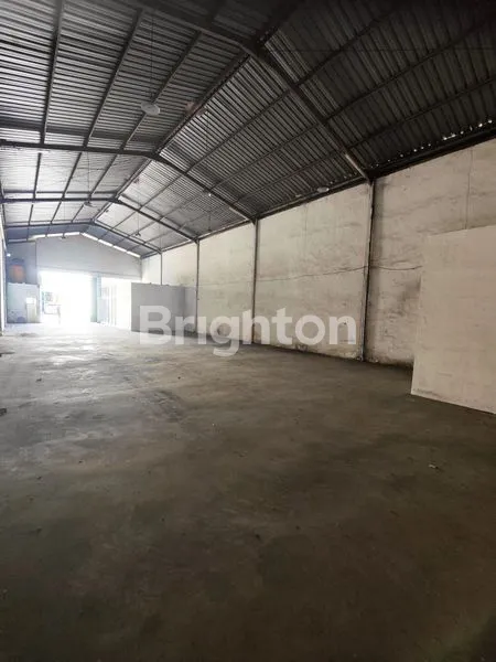 image GUDANG SIAP PAKAI PERMATA TANJUNGSARI SURABAYA, LOKASI STRATEGIS, DEKAT DENGAN PINTU TOL DUPAK DAN MARGOMULYO (6)