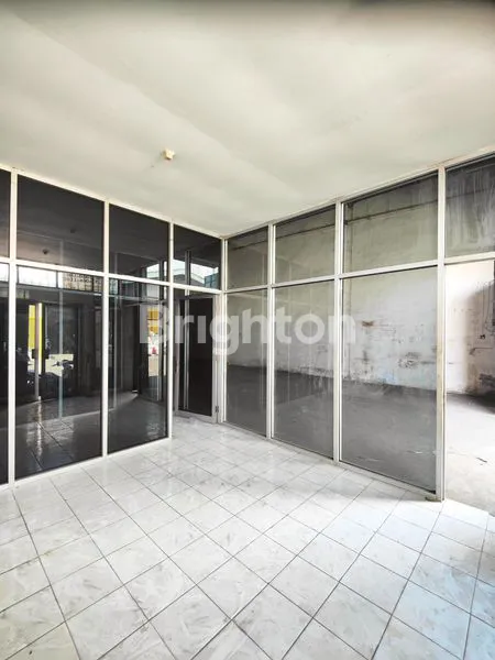 image GUDANG SIAP PAKAI PERMATA TANJUNGSARI SURABAYA, LOKASI STRATEGIS, DEKAT DENGAN PINTU TOL DUPAK DAN MARGOMULYO (8)