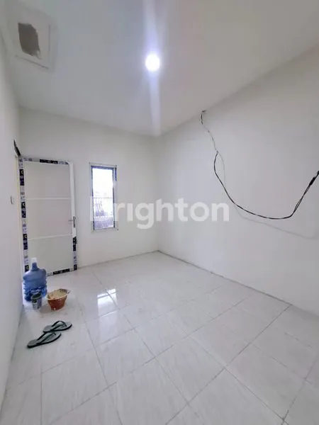 image RUMAH SIAP HUNI FULL RENOV PURIMAS DEKAT KAMPUS UPN (1)