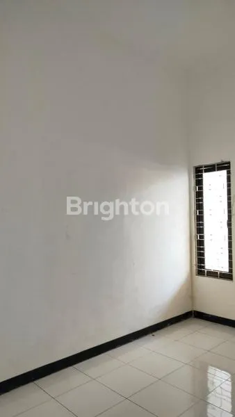 image RUMAH SIAP HUNI FULL RENOV PURIMAS DEKAT KAMPUS UPN (7)