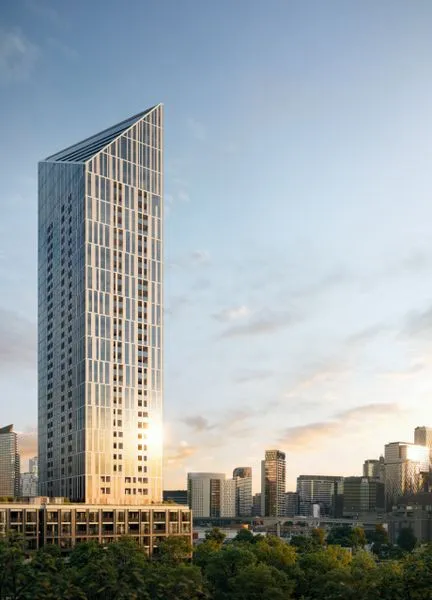 Image R. Evolution_hero_facade.jpg