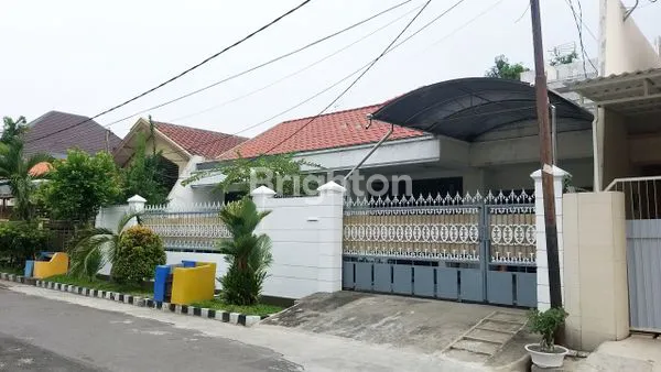 image RUMAH PUSAT KOTA KERTAJAYA DEKAT GALAXY (1)