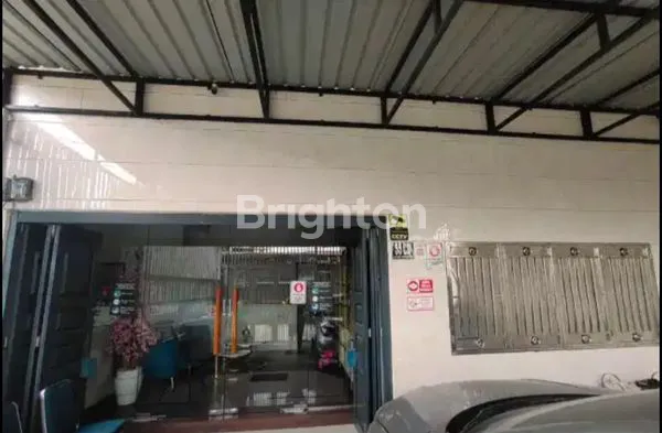 image RUKO 4 LANTAI PREMIUM STRATEGIS DI JL. PAHLAWAN MEDAN (2)