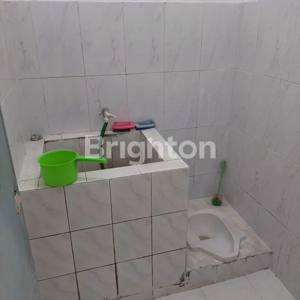 image DIJUAL KOST AKTIF DAERAH TLOGOSARI DEPAN PASAR. BELAKANG SMK FARMASI DAN 5 MENIT KE USM. BEBAS BANJIR DAN DEKAT DENGAN PUSAT KULINER SEMARANG TIMUR (5)