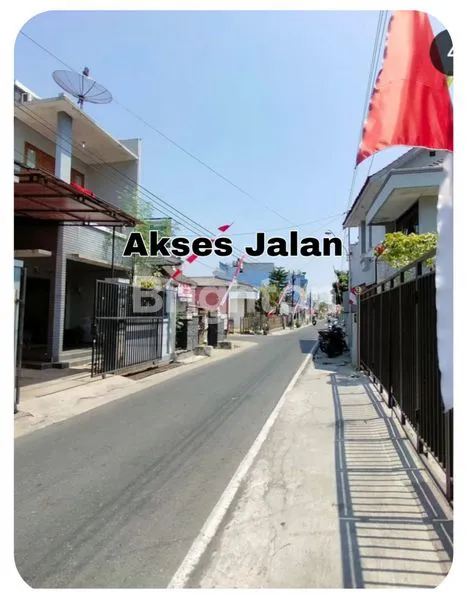 image DI JUAL CEPAT RUMAH 3 LANTAI HARGA NEGO, LOKASI SANGAT STRATEGIS DEKAT DENGAN INFRASTRUKTUR PENTING UNTUK FASILITAS PUBLIK SEPERTI PASAR, SEKOLAH, KULINER, RS. SAKIT, MALL, DLL (2)
