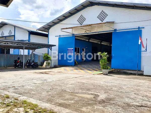 image GUDANG PINGGIR POROS KARIANGAU (1)