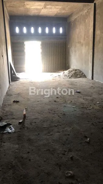 image RUKO 3 LANTAI 8 PINTU BELUM FINISHING GERBANG KAMPUS UNRI SM AMIN PEKANBARU (4)