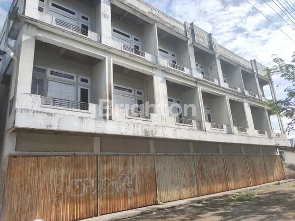 image DIJUAL / SEWA 7 UNIT RUKO 3 LANTAI  JALAN HUSEIN HAMZAH  (1)