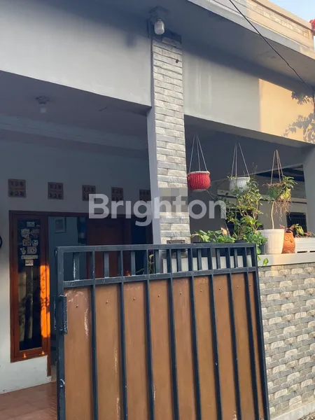 image HUNIAN NYAMAN DUA LANTAI DI KAWASAN STRATEGIS CIMONE PERMAI (1)