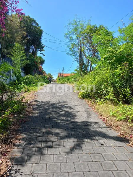 image \N\U2728 DIJUAL / DISEWAKAN RUMAH MEWAH DI JALAN SILIGITA – LOKASI PREMIUM NUSA DUA \U2728 (2)