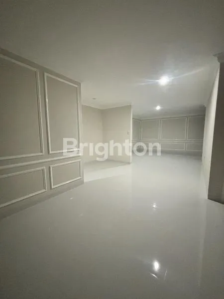 image RUMAH CANTIK, 2 LANTAI, AMAN, DALAM CLUSTER, SHM, 3 KAMAR TIDUR, DI KOTA WISATA CIBUBUR, DEKAT BERBAGAI FASILITAS DAN TOL (2)