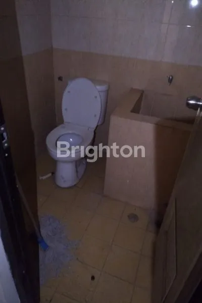 image DISEWAKAN RUKO PINGGIR JALAN TAMAN SOLO JAKARTA PUSAT  (6)