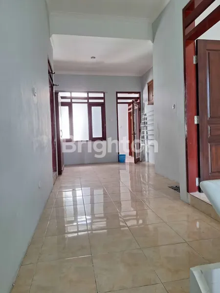 image RUMAH SIAP HUNI RUNGKUT ASRI DEKAT UPN DAN MERR (6)