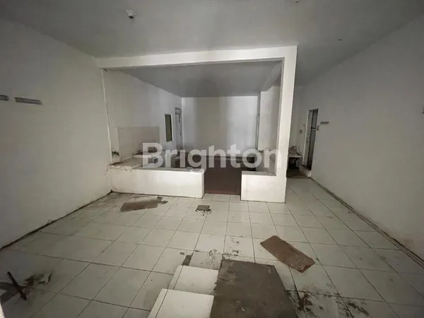 image DISEWAKAN RAYA JEMURSARI STRATEGIS COCOK BUAT USAHA KANTOR, CAFE, RESTO, MINI MARKET, DLL  (5)