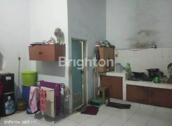 image RUMAH PADEMANGAN ROW JALAN MOBIL SHM 3LT BEBAS BANJIR ADA CARPOT JAKARTA UTARA (6)