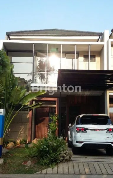 image RUMAH 2 LANTAI MEWAH DI GOLDEN PARK BSD, SHM, 3+1 KT (1)